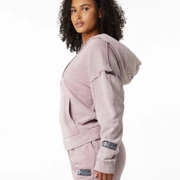 ALPHALETE WOMENS VERY TERRY HOODIE SIZE MEDIUM ROSE QUARTZ WASHED LOOK - Picture 2 of 12